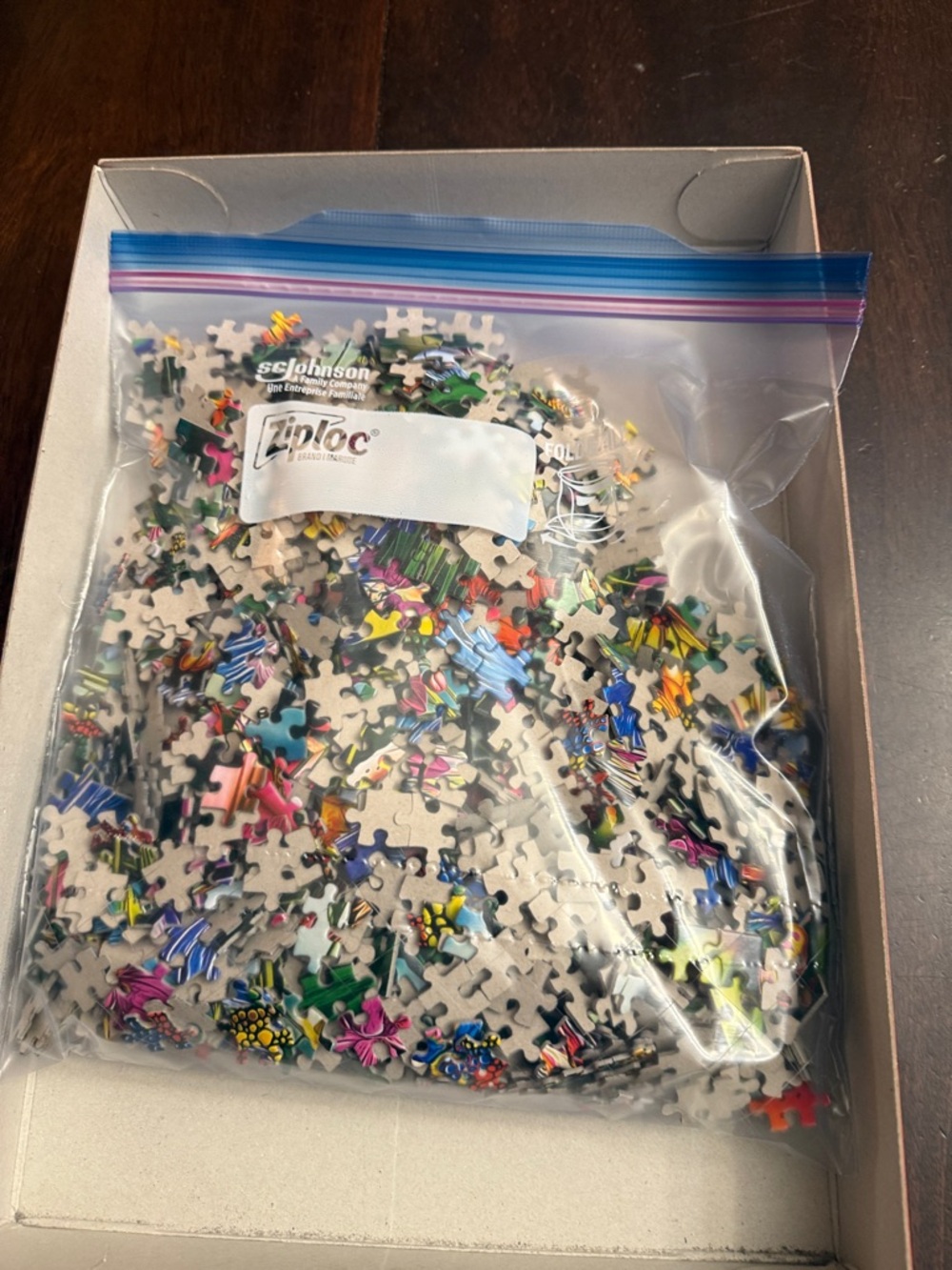Castorland 1500-Piece Colorful Chameleon Puzzle.  Complete.  Excellent condition - Picture 8 of 8